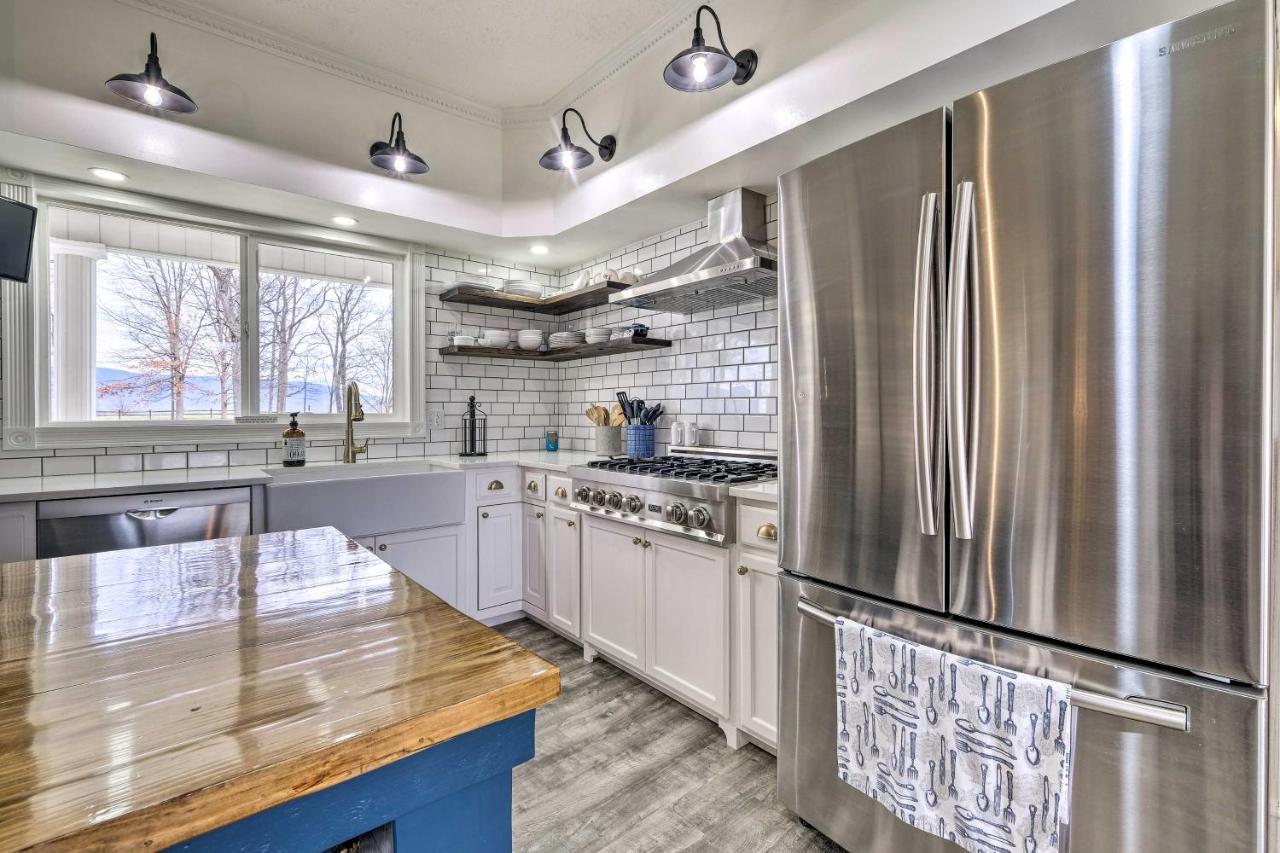 Lush, Modern Farmhouse With Mtn Views And Sunroom Edinburg Екстериор снимка